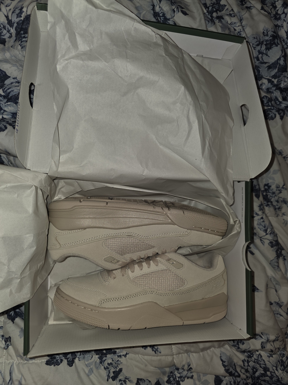 Women's Nike Jordan Flight Court Shoes - Size 9